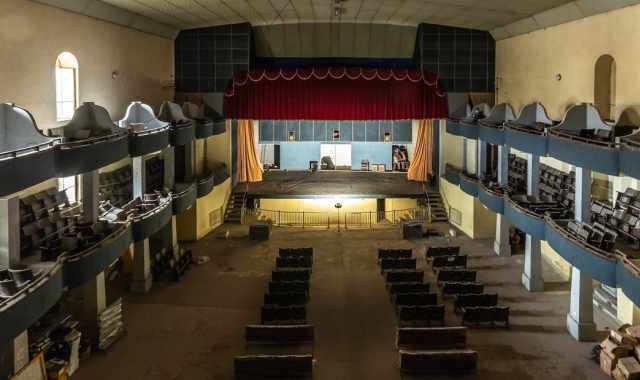 Gravina, la storia dell'abbandonato Centrone: il pi grande cinema-teatro del barese